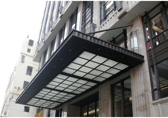 长沙大门出入口遮雨棚 长沙建筑入户雨棚施工电询云翔
