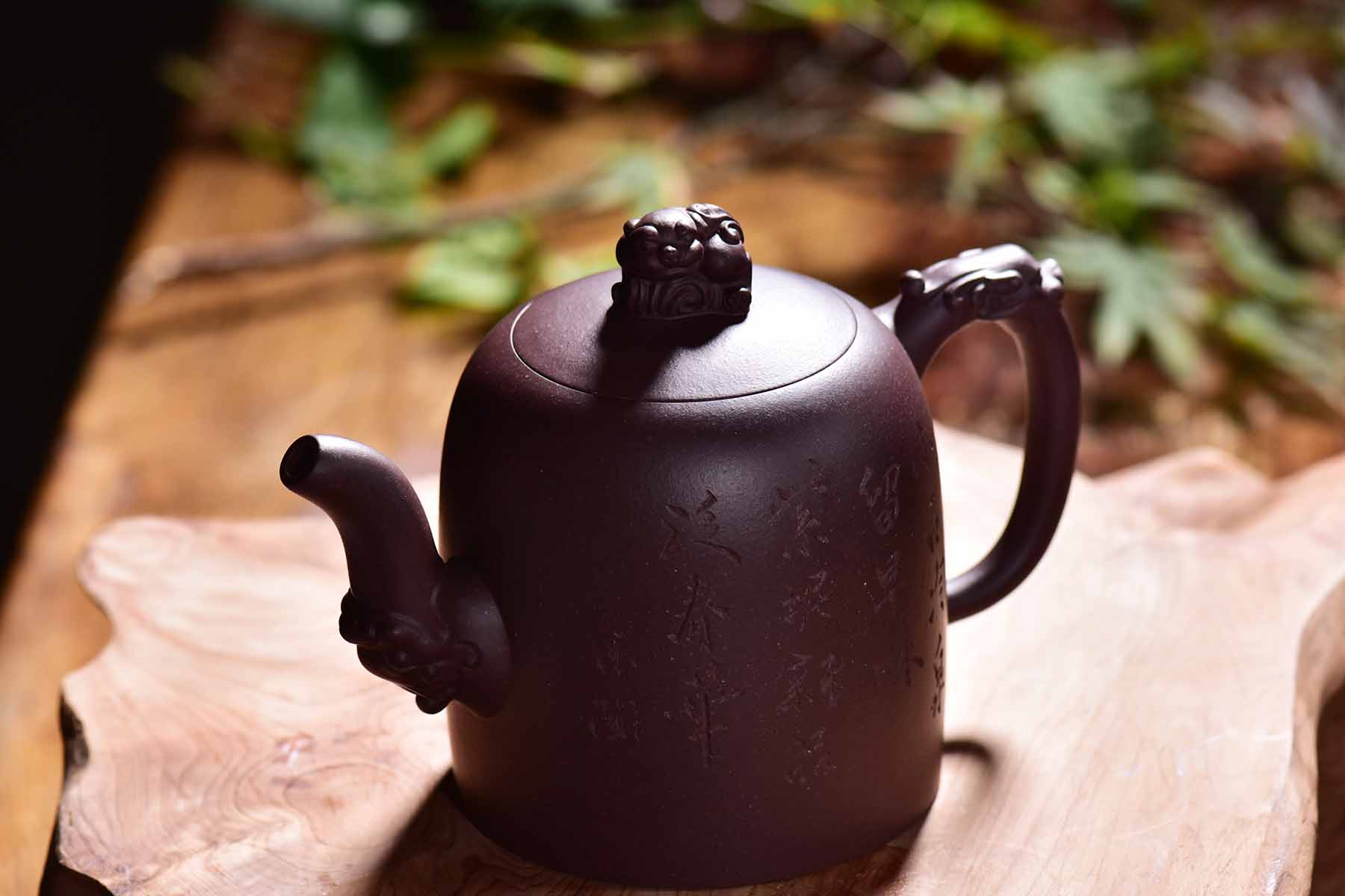 龙泉壶